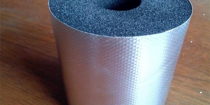 自帶膠粘橡塑保溫板怎么樣？--中亞保溫告訴您