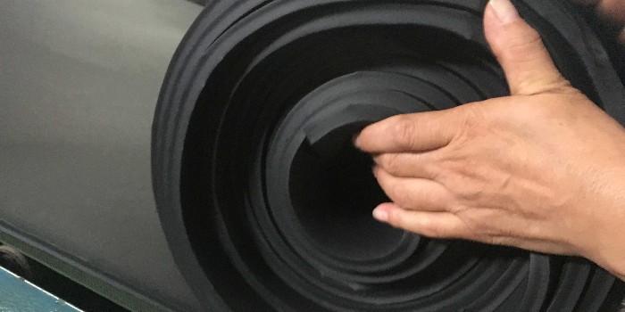 絕熱泡沫保溫板有哪些？橡塑保溫板有什么不一樣