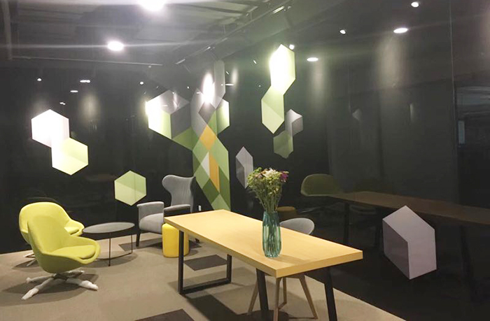 虹橋機場T2航站樓使用中亞橡塑保溫板